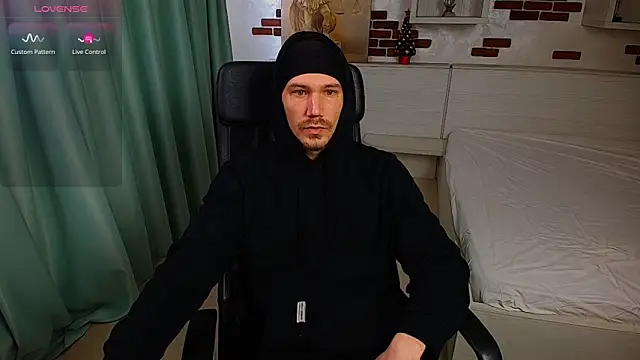 Snapshot of MateoBenjaminX chatting on 02-04-26, 11:27 MateoBenjaminX online show from 02-04-26, 11:27