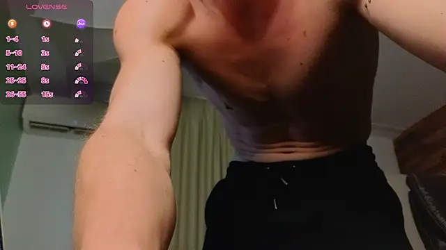 Snapshot of MateoBenjaminX chatting on 02-13-26, 02:02 MateoBenjaminX online show from 02-13-26, 02:02