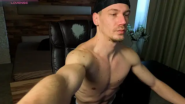 Snapshot of MateoBenjaminX chatting on 03-01-26, 11:45 MateoBenjaminX online show from 03-01-26, 11:45