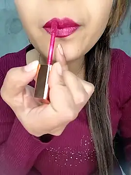 Shanaya Hotty online show from 02-28-25, 06:20