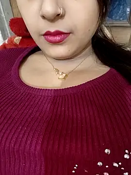 Shanaya Hotty online show from 11-29-25, 08:34