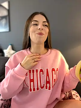 Snapshot of Mia_Ethan chatting on 11-25-25, 08:14 Mia Ethan online show from 11-25-25, 08:14