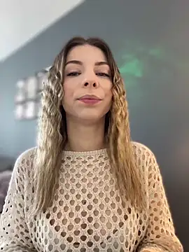 Mia Ethan online show from 04-24-26, 08:50