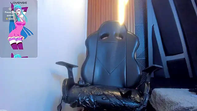 Alahia Dangelo online show from 01-15-25, 05:58