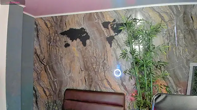 Alahia Dangelo online show from 04-13-26, 05:18