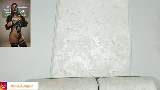 Snapshot of Alahia_Dangelo chatting on 06-26-26, 05:50 Alahia Dangelo online show from 06-26-26, 05:50