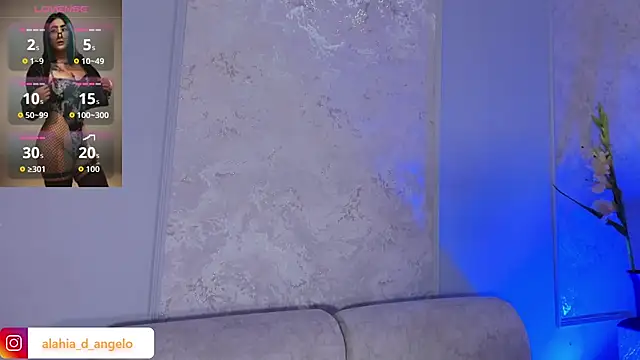Snapshot of Alahia_Dangelo chatting on 07-10-26, 05:48 Alahia Dangelo online show from 07-10-26, 05:48