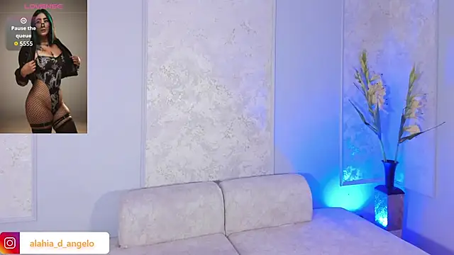 Snapshot of Alahia_Dangelo chatting on 07-12-26, 03:36 Alahia Dangelo online show from 07-12-26, 03:36