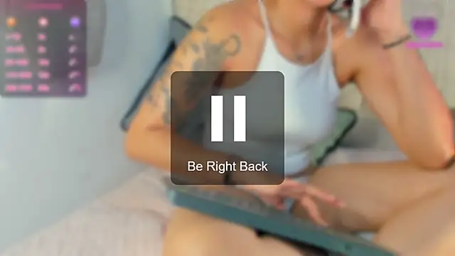 Snapshot of _maria_foxx_ chatting on 01-22-25, 04:33 maria foxx online show from 01-22-25, 04:33