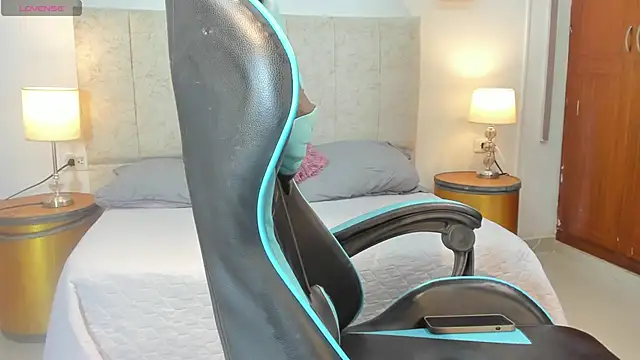 Snapshot of _maria_foxx_ chatting on 12-05-25, 06:26 maria foxx online show from 12-05-25, 06:26