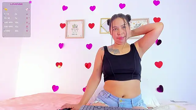 EmmaRogers online show from 02-20-25, 12:47