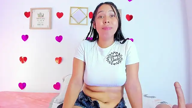 EmmaRogers online show from 03-19-25, 06:55