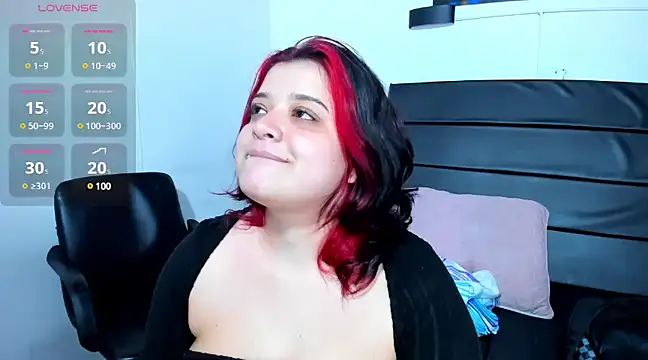 Snapshot of _ValeryStone_ chatting on 01-07-25, 12:03 ValeryStone online show from 01-07-25, 12:03