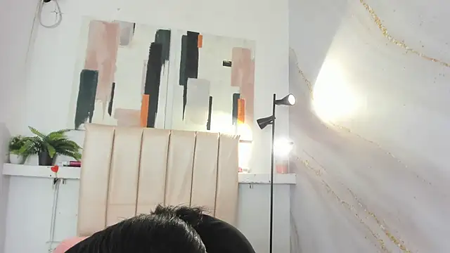 kayna gomez online show from 12-15-25, 07:40