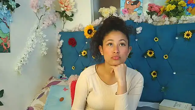 Snapshot of Milkdulce1 chatting on 05-20-26, 01:50 Milkdulce1 online show from 05-20-26, 01:50