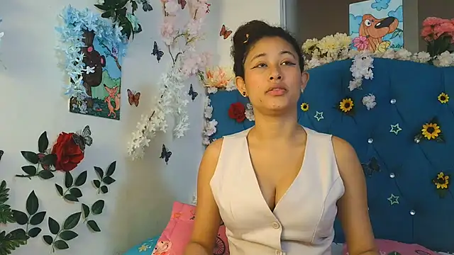 Snapshot of Milkdulce1 chatting on 06-03-26, 01:14 Milkdulce1 online show from 06-03-26, 01:14