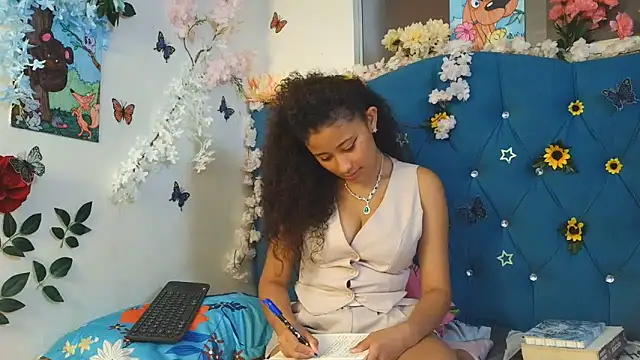Snapshot of Milkdulce1 chatting on 06-03-26, 02:33 Milkdulce1 online show from 06-03-26, 02:33