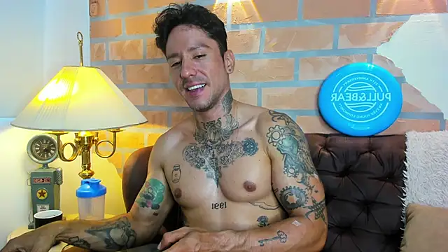 Dylanstonne online show from 03-09-25, 01:48