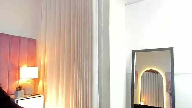 Aleja arango1 online show from 02-11-25, 06:55