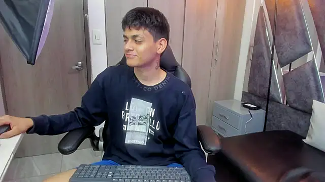 Yef Thin online show from 11-22-25, 04:00