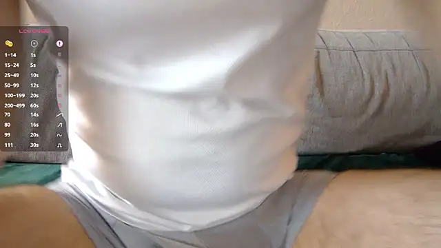 Snapshot of hungking10 chatting on 02-24-26, 09:29 hungking10 online show from 02-24-26, 09:29