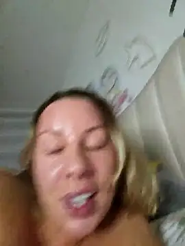 Sparkle2206 online show from 05-16-26, 12:51