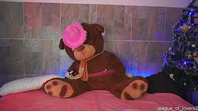 LeagueOfLovers online show from 12-16-24, 02:04