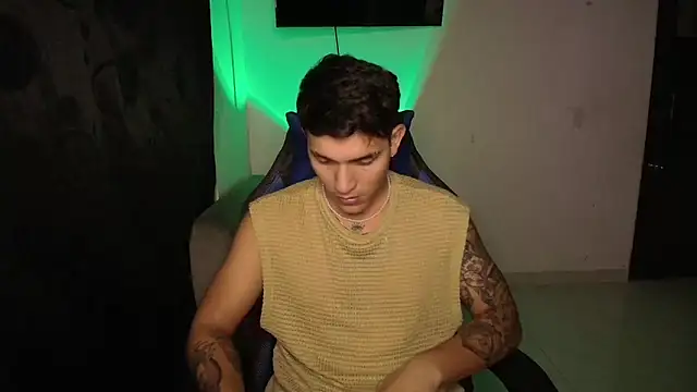 Aangelhot online show from 01-03-25, 01:16