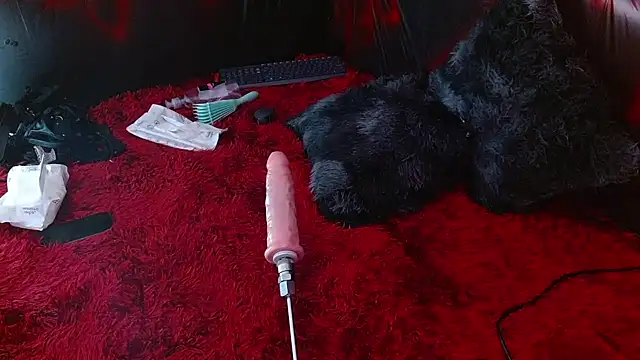 Snapshot of Raven_Whisper chatting on 02-13-25, 11:58 Raven Whisper online show from 02-13-25, 11:58