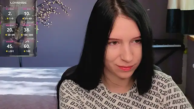 Snapshot of KarolinaBlacks chatting on 05-25-26, 05:24 KarolinaBlacks online show from 05-25-26, 05:24