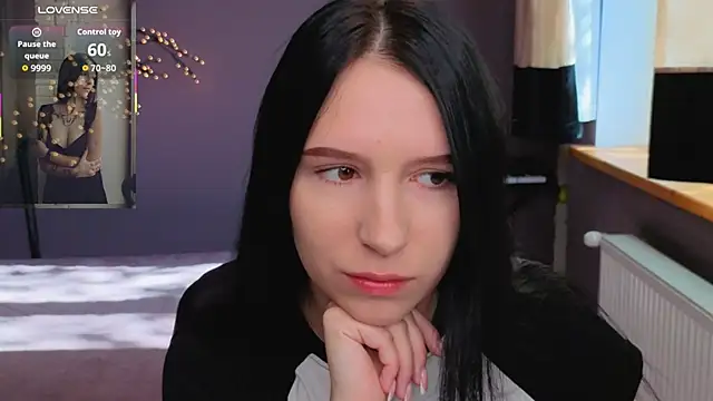 Snapshot of KarolinaBlacks chatting on 05-29-26, 05:38 KarolinaBlacks online show from 05-29-26, 05:38