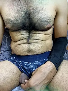 Snapshot of hard___cock chatting on 07-01-26, 02:40 hard cock online show from 07-01-26, 02:40