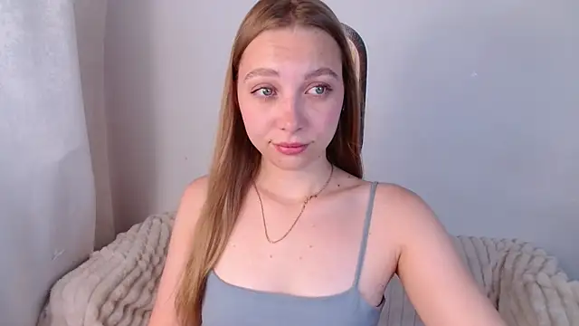 Snapshot of bellaa_love_ chatting on 06-16-26, 12:13 bellaa love online show from 06-16-26, 12:13