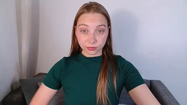 Snapshot of bellaa_love_ chatting on 06-17-26, 12:46 bellaa love online show from 06-17-26, 12:46
