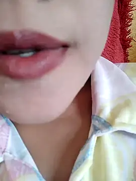 Snapshot of Anki-doll chatting on 02-08-25, 09:56 Anki-doll online show from 02-08-25, 09:56