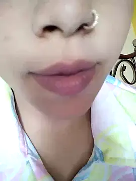 Snapshot of Anki-doll chatting on 02-16-25, 06:32 Anki-doll online show from 02-16-25, 06:32