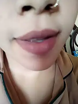 Snapshot of Anki-doll chatting on 02-17-25, 06:09 Anki-doll online show from 02-17-25, 06:09