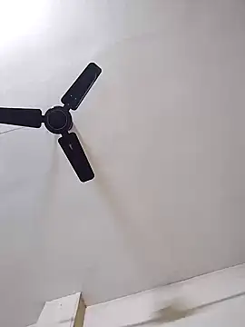 Snapshot of Anki-doll chatting on 02-18-25, 12:39 Anki-doll online show from 02-18-25, 12:39