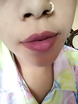 Snapshot of Anki-doll chatting on 03-11-25, 06:00 Anki-doll online show from 03-11-25, 06:00