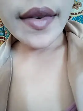 Snapshot of Anki-doll chatting on 03-12-25, 09:02 Anki-doll online show from 03-12-25, 09:02