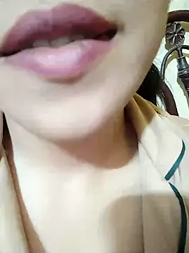 Snapshot of Anki-doll chatting on 03-17-25, 01:08 Anki-doll online show from 03-17-25, 01:08