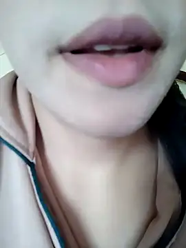 Snapshot of Anki-doll chatting on 03-19-25, 06:03 Anki-doll online show from 03-19-25, 06:03