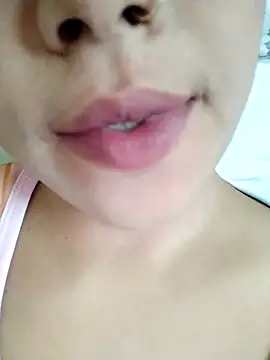 Snapshot of Anki-doll chatting on 09-21-25, 06:04 Anki-doll online show from 09-21-25, 06:04