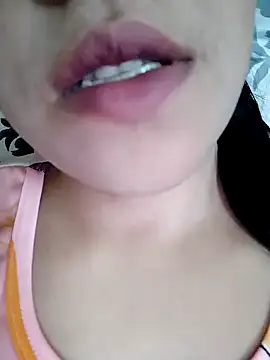 Snapshot of Anki-doll chatting on 09-22-25, 06:04 Anki-doll online show from 09-22-25, 06:04