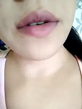 Snapshot of Anki-doll chatting on 10-04-25, 06:00 Anki-doll online show from 10-04-25, 06:00