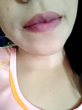 Snapshot of Anki-doll chatting on 10-16-25, 05:41 Anki-doll online show from 10-16-25, 05:41