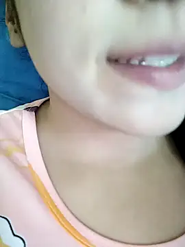 Snapshot of Anki-doll chatting on 10-20-25, 06:14 Anki-doll online show from 10-20-25, 06:14