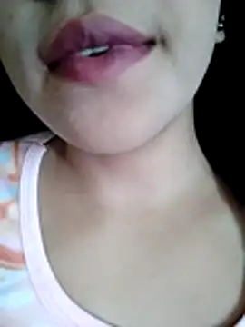 Snapshot of Anki-doll chatting on 11-02-25, 05:43 Anki-doll online show from 11-02-25, 05:43