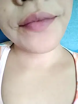 Snapshot of Anki-doll chatting on 11-08-25, 05:51 Anki-doll online show from 11-08-25, 05:51