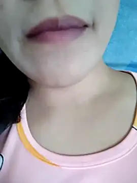 Snapshot of Anki-doll chatting on 11-13-25, 05:28 Anki-doll online show from 11-13-25, 05:28